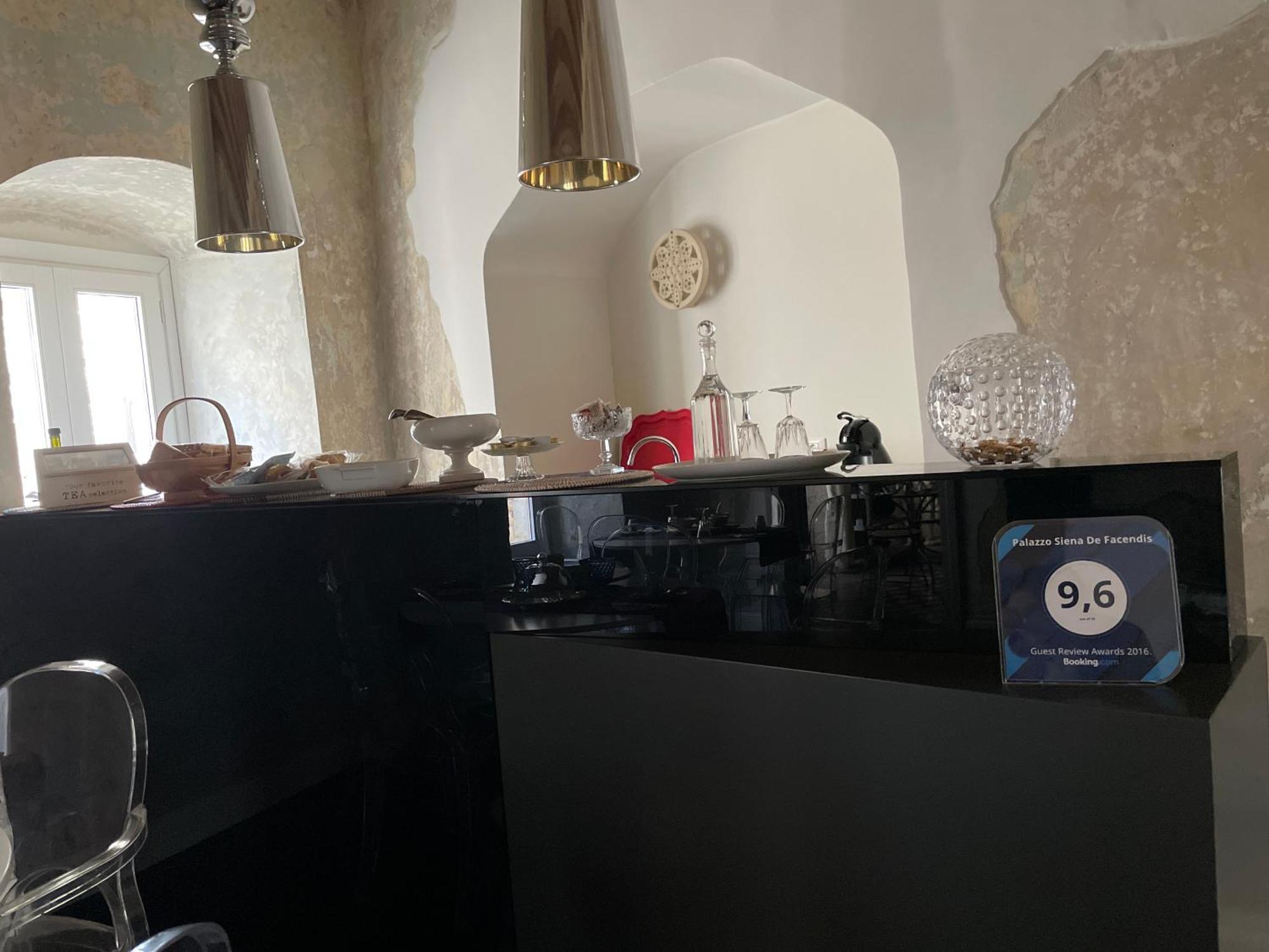 Palazzo Siena De Facendis Bed & Breakfast Bitonto Ngoại thất bức ảnh